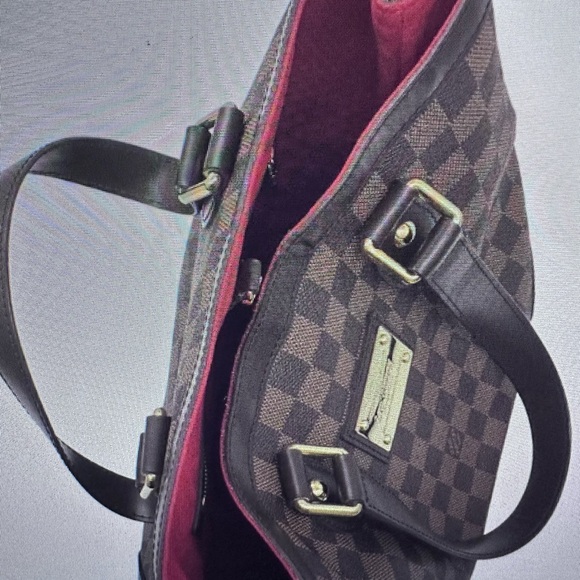 Louis Vuitton Damier Tote Bag - Picture 8 of 14